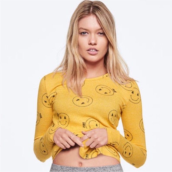 PINK Victoria’s Secret Smiley Face Sleepwear Pajama Top in Yellow Orange Medium - Picture 3 of 17